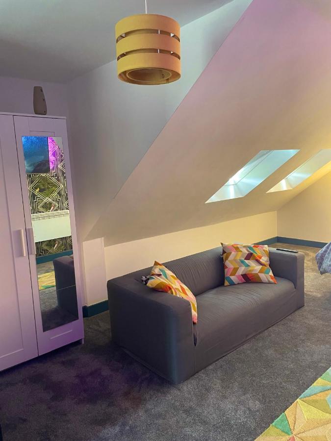 Vibrant & Modern Studio Apartment In Birmingham Eksteriør billede